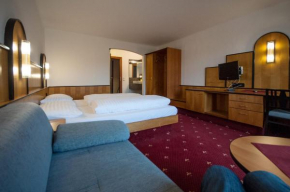 Гостиница Hotel Gasthof Sonne  Ашах-На-Дунае